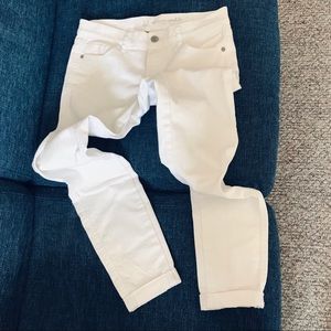 Like New NY&C Skinny Ankle White Jeans